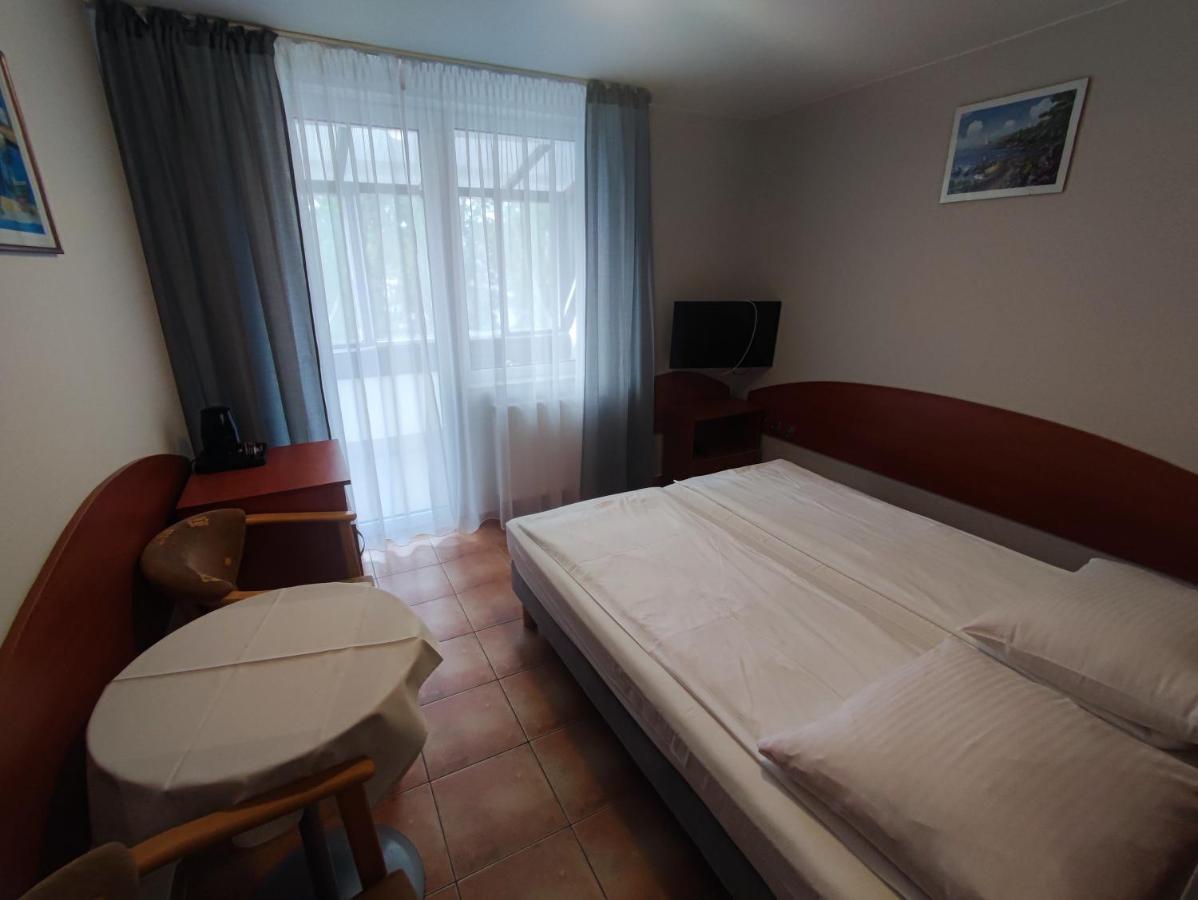 Anker-Podczele Bed and Breakfast Kołobrzeg Exteriör bild